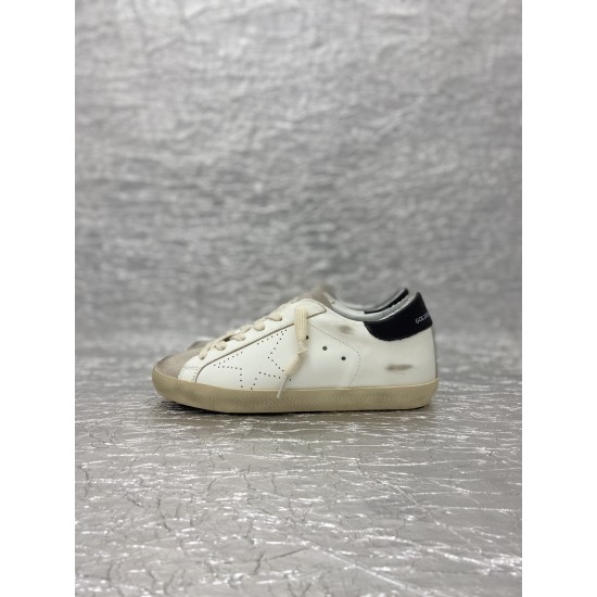 Golden Goose GGDB Sneakers