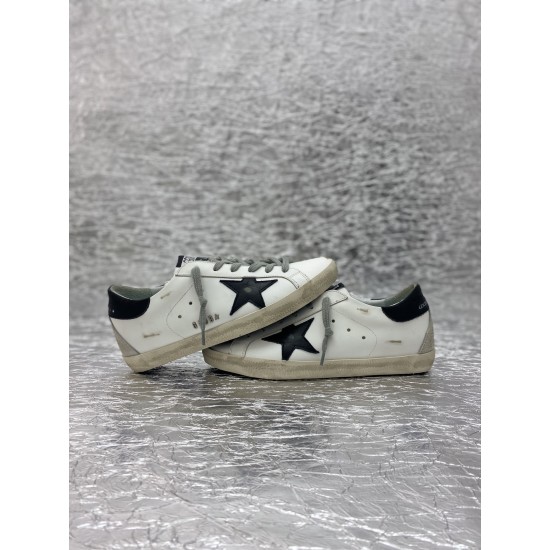 Golden Goose GGDB Sneakers