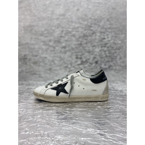 Golden Goose GGDB Sneakers