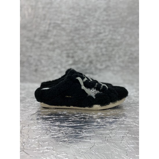 Golden Goose GGDB Sneakers