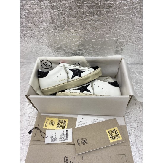 Golden Goose GGDB Sneakers