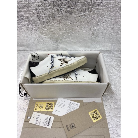 Golden Goose GGDB Sneakers