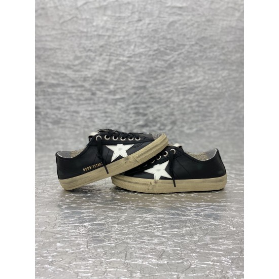 Golden Goose GGDB Sneakers