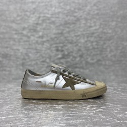 Golden Goose GGDB Sneakers