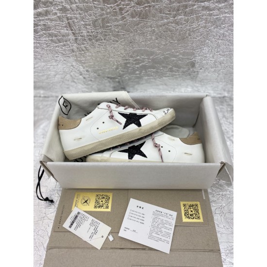 Golden Goose GGDB Sneakers