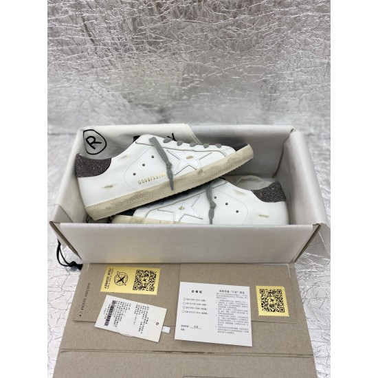 Golden Goose GGDB Sneakers