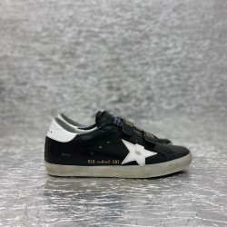 Golden Goose GGDB Sneakers