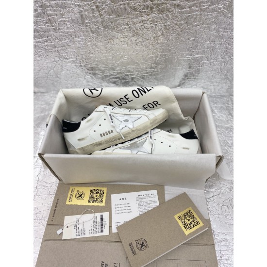 Golden Goose GGDB Sneakers