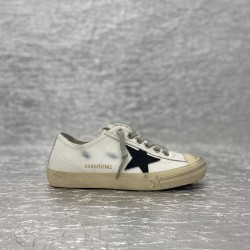 Golden Goose GGDB Sneakers