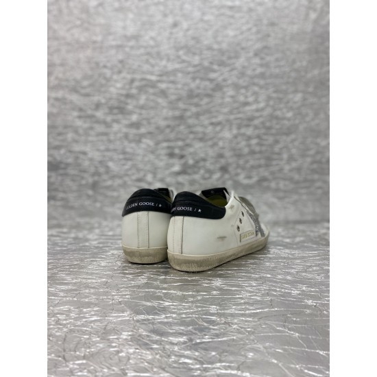 Golden Goose GGDB Sneakers