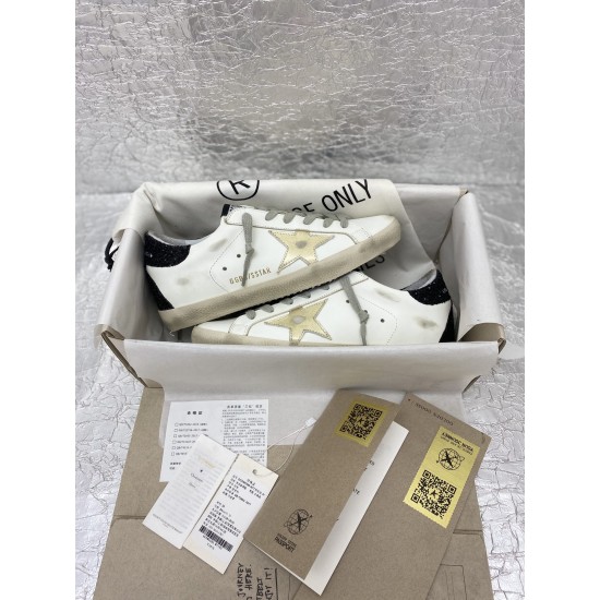 Golden Goose GGDB Sneakers