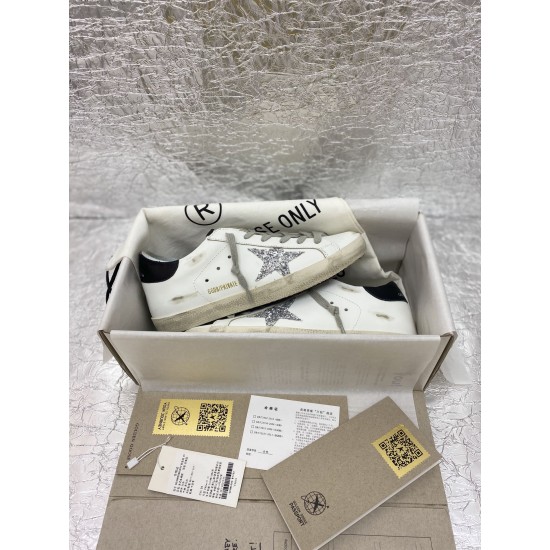 Golden Goose GGDB Sneakers