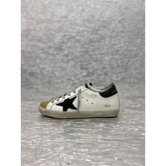 Golden Goose GGDB Sneakers