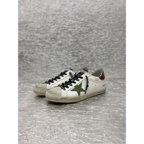 Golden Goose GGDB Sneakers