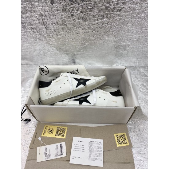 Golden Goose GGDB Sneakers