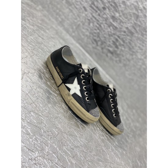 Golden Goose GGDB Sneakers