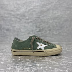 Golden Goose GGDB Sneakers