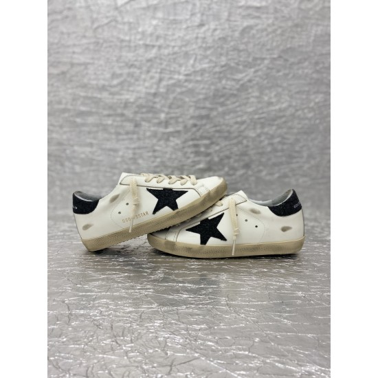 Golden Goose GGDB Sneakers