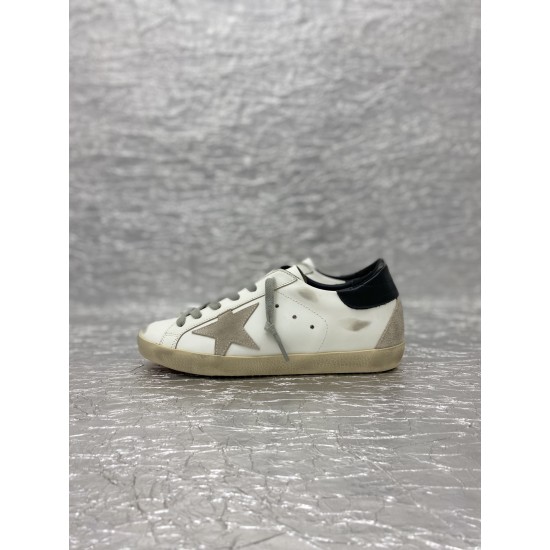 Golden Goose GGDB Sneakers