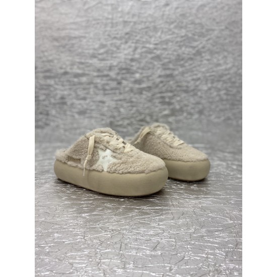 Golden Goose GGDB Sneakers