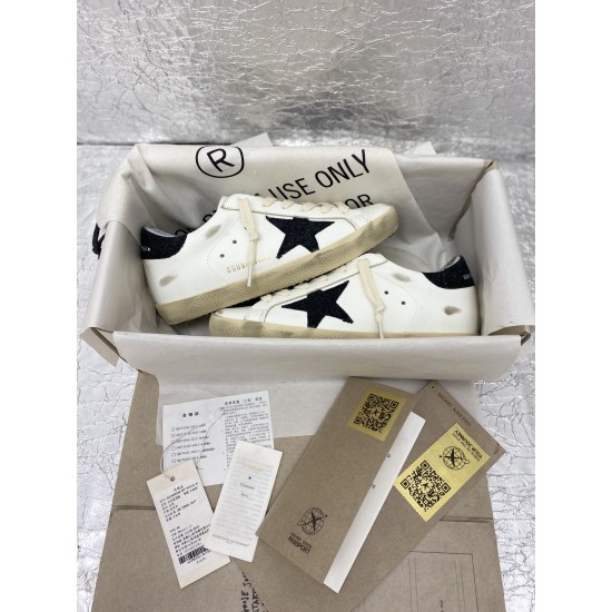 Golden Goose GGDB Sneakers