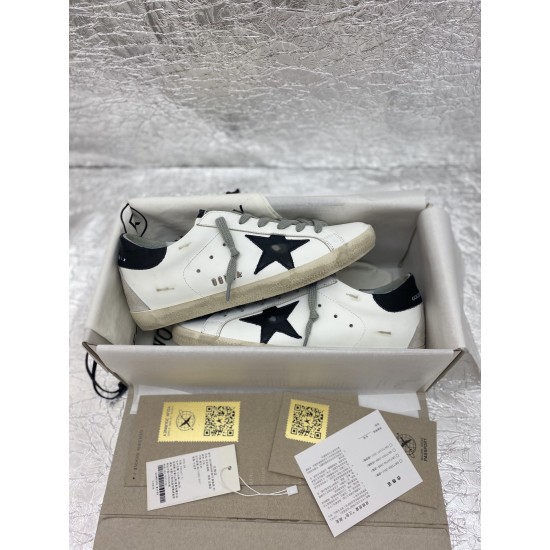 Golden Goose GGDB Sneakers