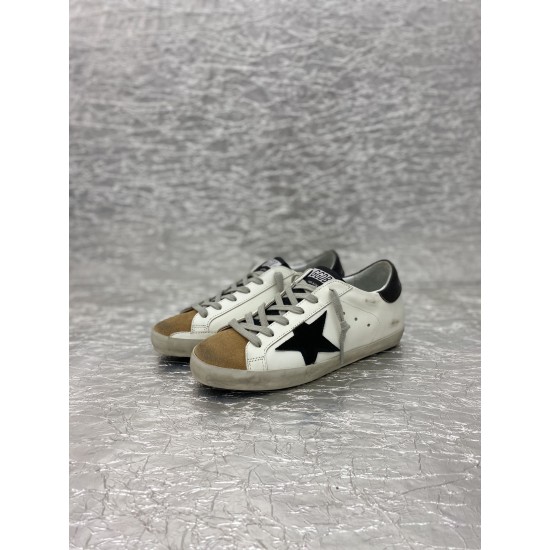 Golden Goose GGDB Sneakers