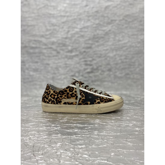 Golden Goose GGDB Sneakers