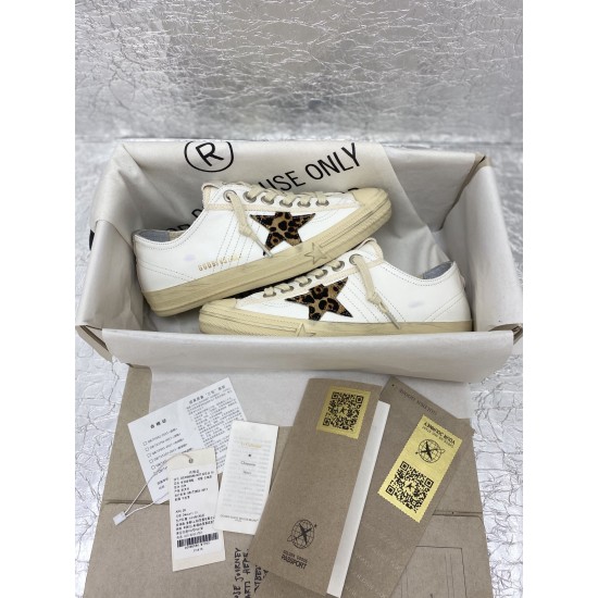 Golden Goose GGDB Sneakers