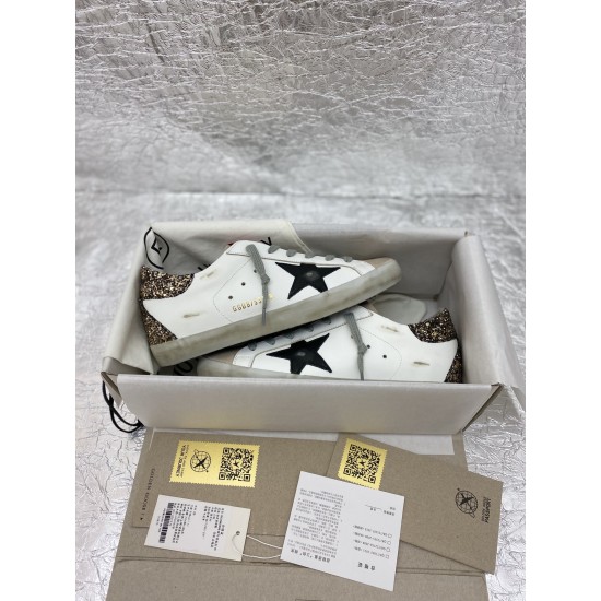 Golden Goose GGDB Sneakers