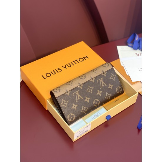 LV Womens Wallet