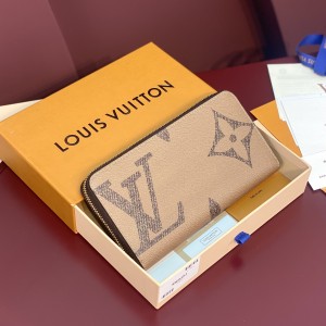 LV Womens Wallet