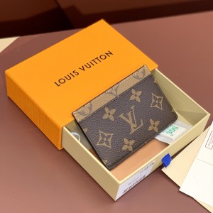 LV Womens Wallet