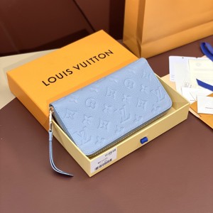 LV Womens Wallet