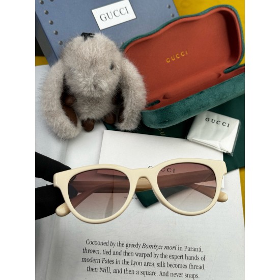 Gucci SUNGLASSES