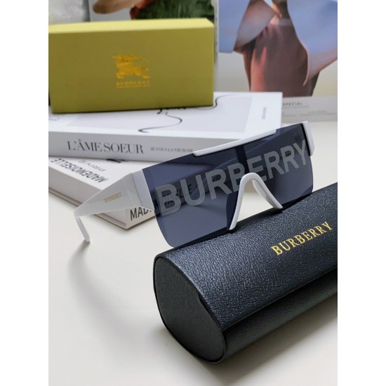 BURBERRY SUNGLASSES