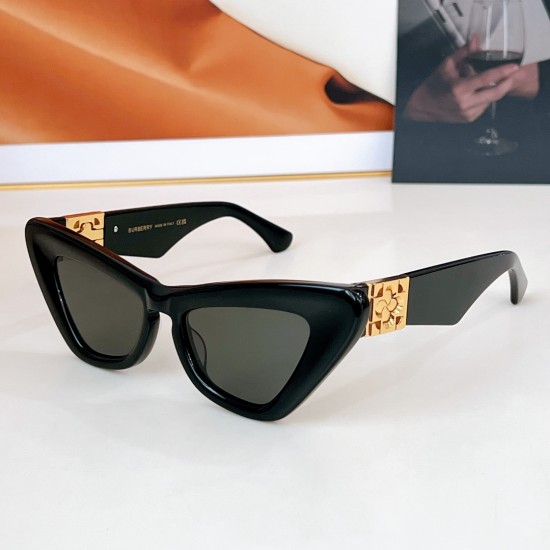 BURBERRY SUNGLASSES