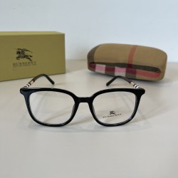 BURBERRY SUNGLASSES