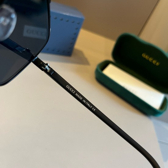 Gucci SUNGLASSES Gucci SUNGLASSES