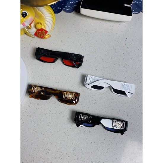 VERSACE SUNGLASSES