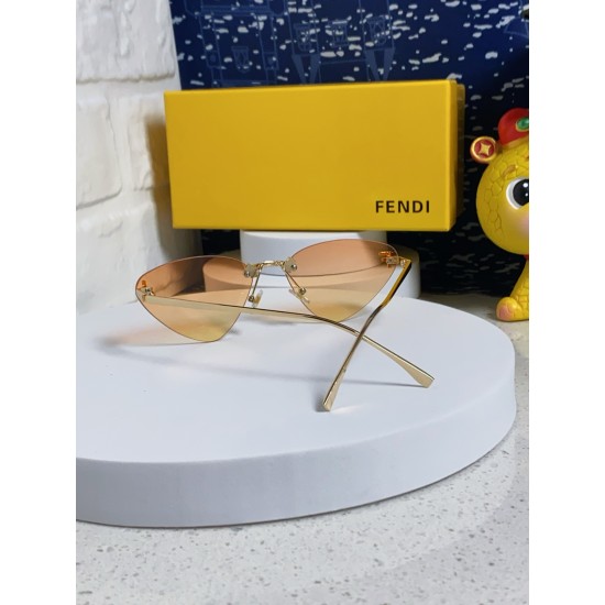 FENDI SUNGLASSES