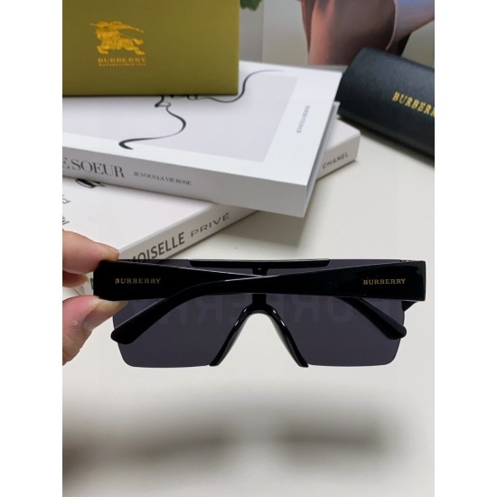 BURBERRY SUNGLASSES