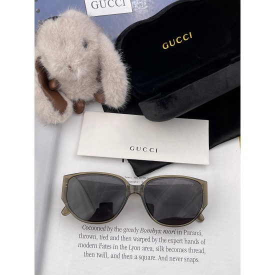 Gucci SUNGLASSES