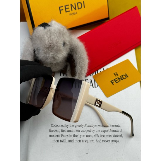 FENDI SUNGLASSES