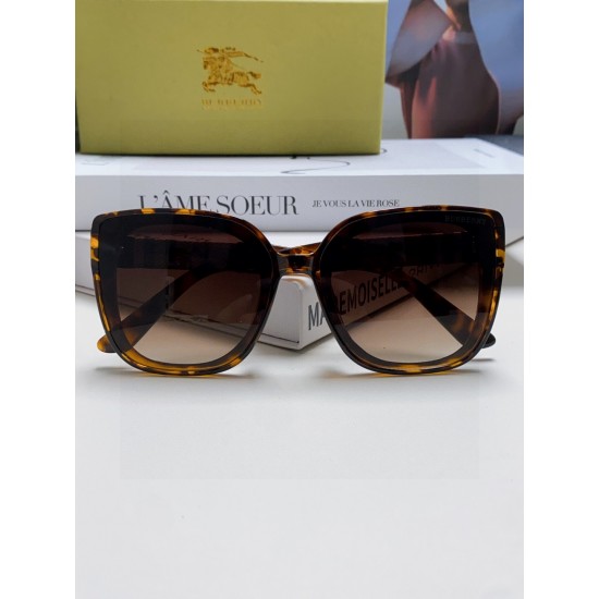 BURBERRY SUNGLASSES