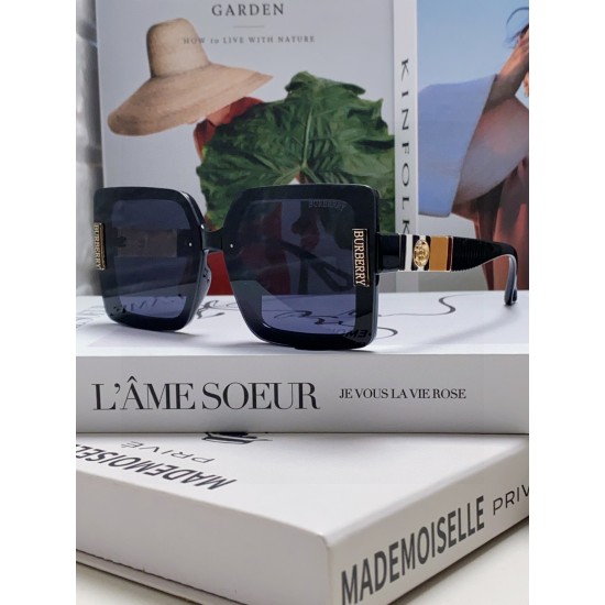 BURBERRY SUNGLASSES