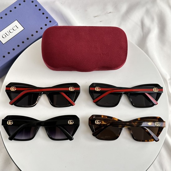 Gucci SUNGLASSES