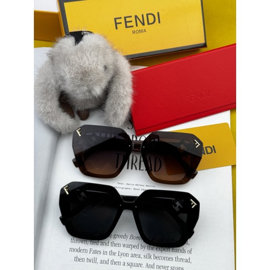 FENDI SUNGLASSES