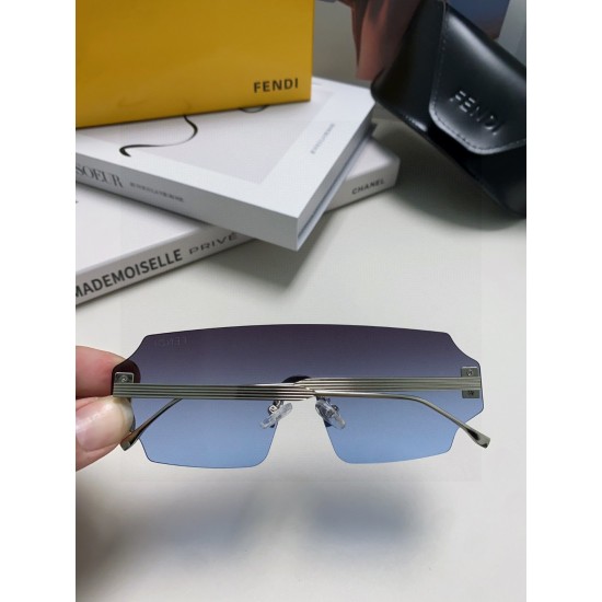 FENDI SUNGLASSES