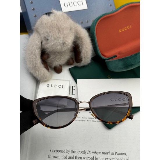 Gucci SUNGLASSES